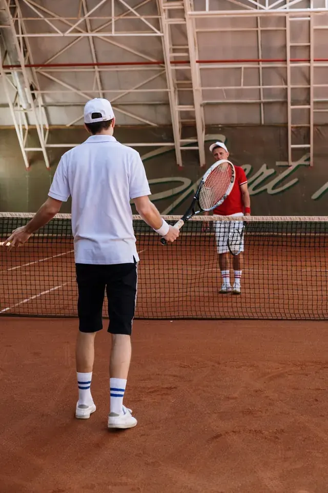 Wimbledon Tennis String Types: Poly, Gut & Hybrid Setups