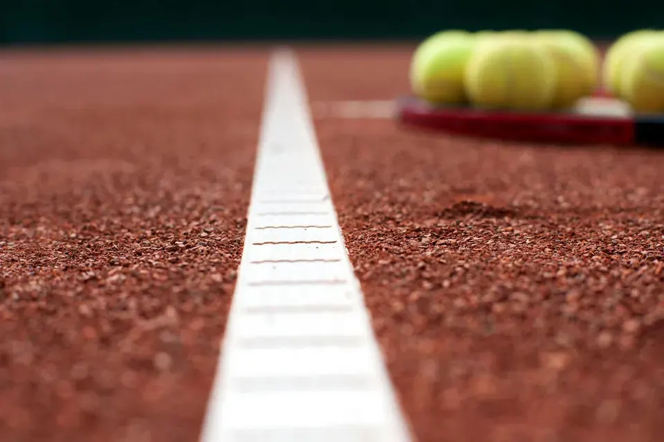 Tennis Dampener Guide: Vibration Control & Pro Choices