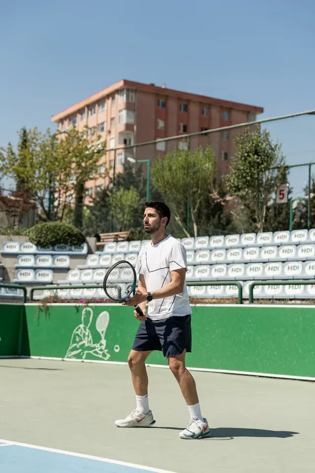 Wimbledon Tennis Pro Kit: Unpacking Their Equipment